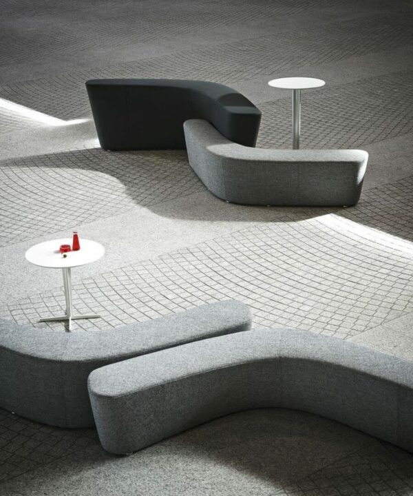 Итальянский диван Polar от Tacchini