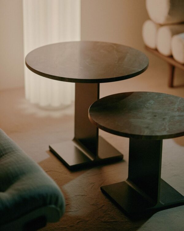 Итальянский столик Trono Side Table от Tacchini