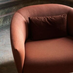 Итальянское кресло Roma от Tacchini