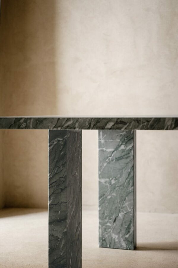 Итальянский стол Clockwise от Tacchini