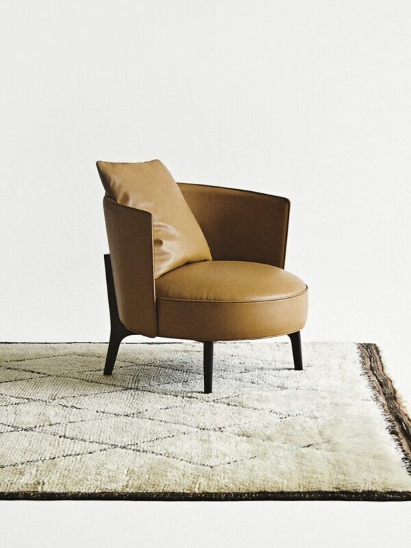 Итальянское кресло Ares от FERRI 1956