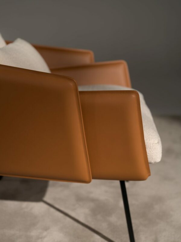 Итальянское кресло Blade armchair 2