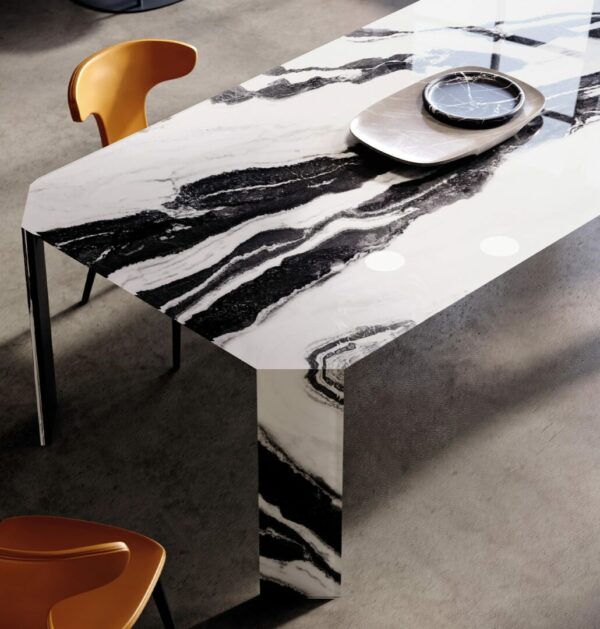 Итальянский стол Panta Rei от Tonin Casa