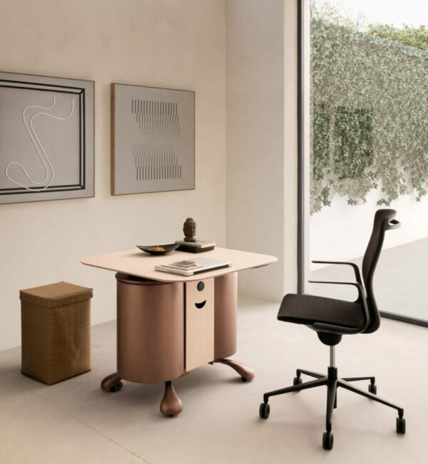 Итальянский письменный стол Caddy от PRESOTTO