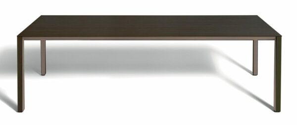 Итальянский стол Shadow от DePadova