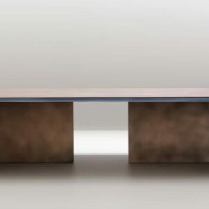 Итальянский стол Folio XL от De Castelli