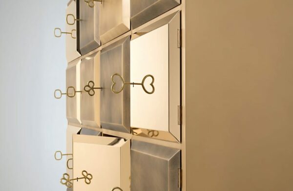 Итальянский комод Longing от De Castelli