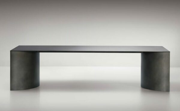 Итальянский стол Plateaux от De Castelli