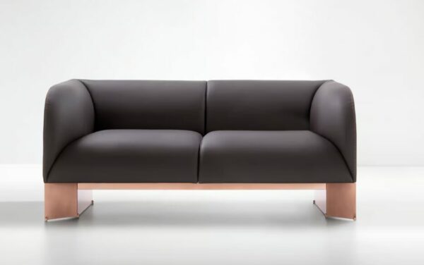 Итальянский диван Caravan от De Castelli