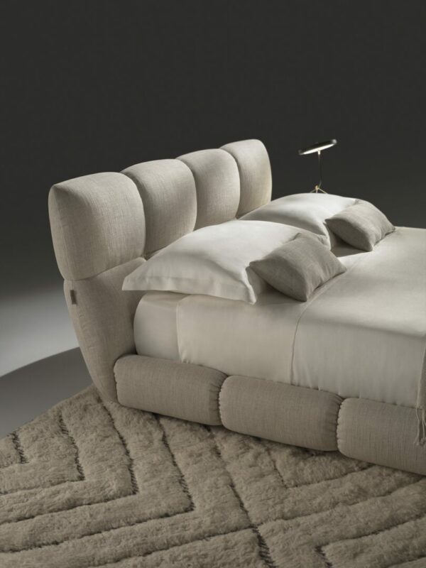 Итальянская кровать Venice от FERRI 1956