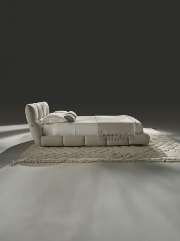 Итальянская кровать Venice 2