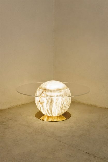 Дизайнерская столик SOLARIS от United Alabaster (Испания)