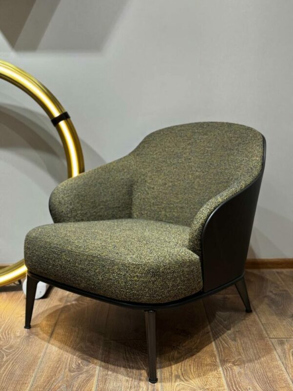 Итальянское Кресло LESLIE  с кожей 78см 1