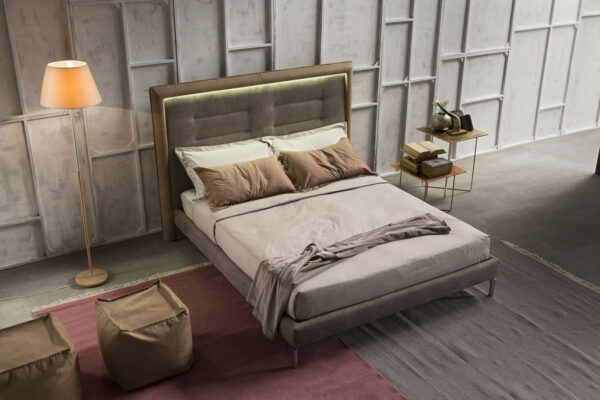 Итальянская кровать Queen Slim от Novaluna