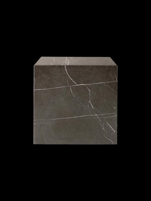Итальянский столик Plinth Cubic 10