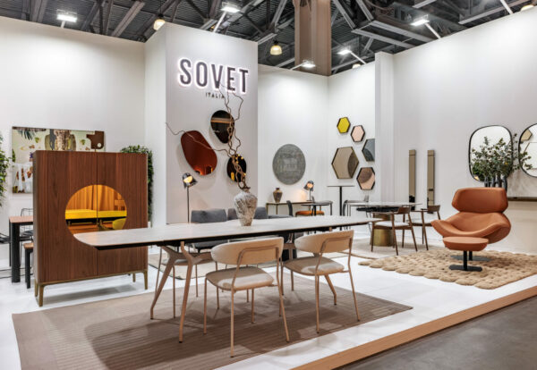 Итальянский стул SOFT LOW pearl 8