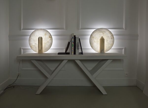 Дизайнерская настольная лампа .bonnie от Alain Ellouz (Париж)