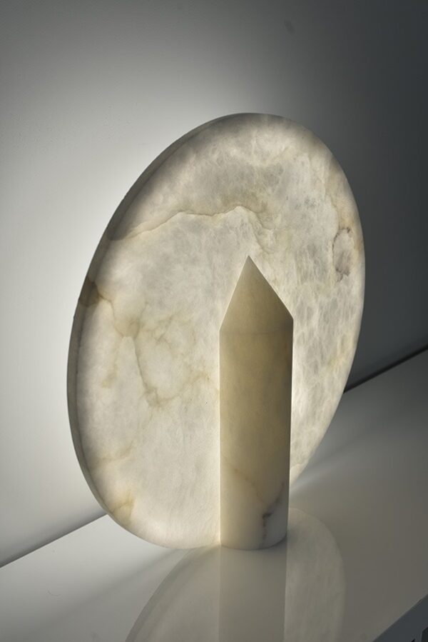 Дизайнерская настольная лампа .clyde от Alain Ellouz (Париж)