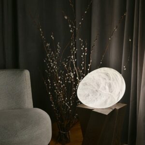 Дизайнерская настольная лампа .galet uno от Alain Ellouz (Париж)