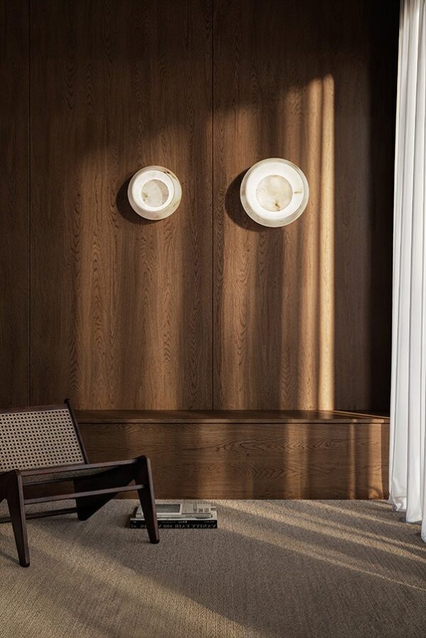 Дизайнерская настенная лампа .iris A 2