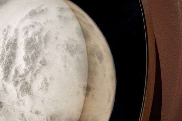 Дизайнерская настенная лампа .miso 4