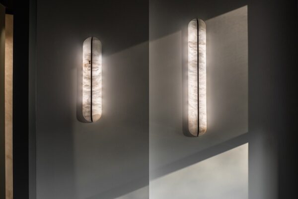 Дизайнерская настенная лампа .my от Alain Ellouz (Париж)