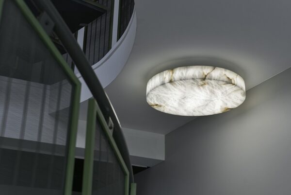 Дизайнерский потолочный светильник .pebble 3