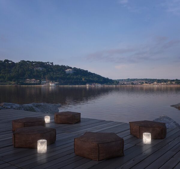 Дизайнерская настольная лампа .lyra 4