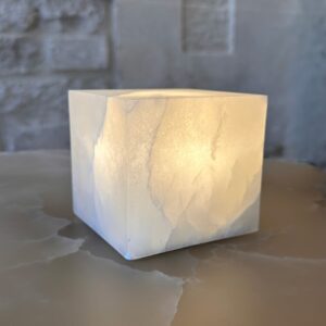 Дизайнерская настольная лампа .pixel от Alain Ellouz (Париж)