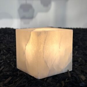 Дизайнерская настольная лампа .pixel от Alain Ellouz (Париж)