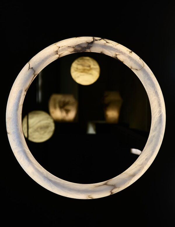 Дизайнерское зеркало .lucy MA от Alain Ellouz (Париж)