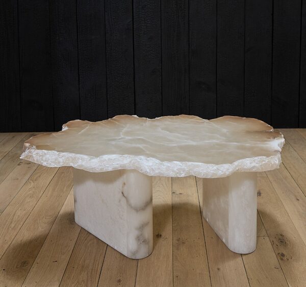 Дизайнерский столик .vesuve 1P от Alain Ellouz (Париж)