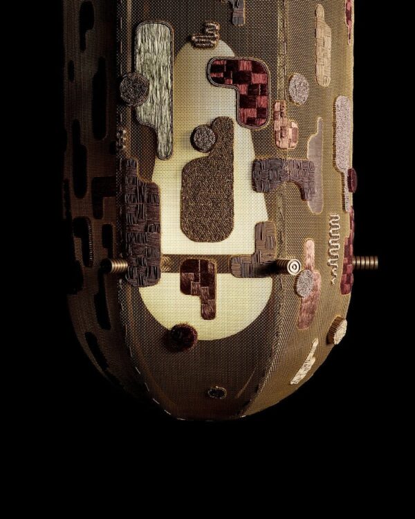 Дизайнерская настенная лампа INTERLUDE : HAND-EMBROIDERED SCONCE от APPARATUS (США)