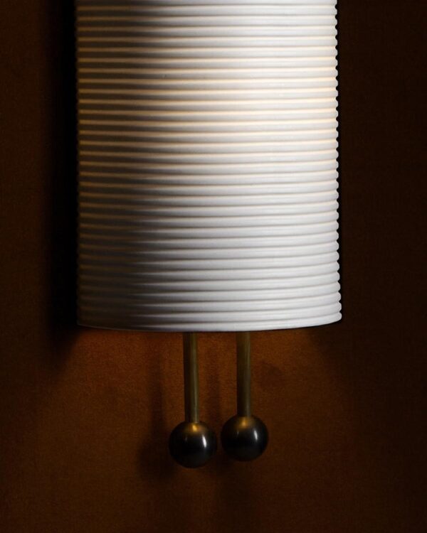 Дизайнерская настенная лампа LANTERN : SCONCE 2