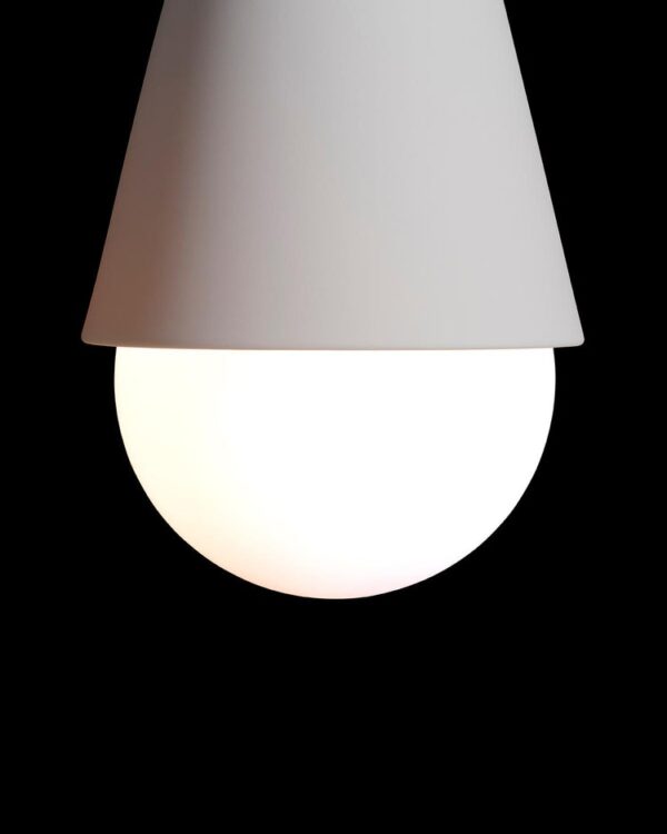 Дизайнерская настенная лампа TRIAD : 1 SCONCE от APPARATUS (США)