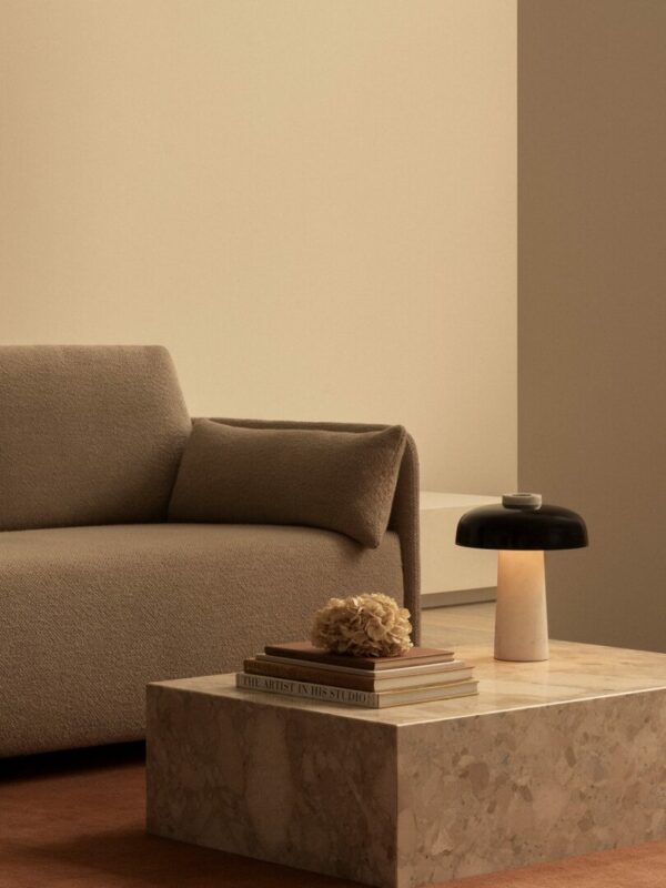 Итальянский столик Plinth Low 13