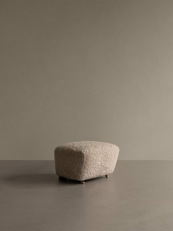 Итальянская банкетка The Tired Man от Audo