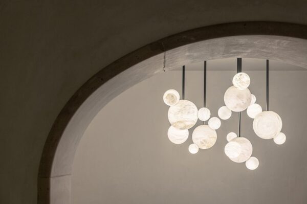 Дизайнерский подвесной светильник UP & DOWN от United Alabaster (Испания)