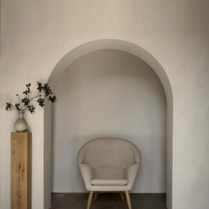 Итальянское кресло Oda Lounge от Audo