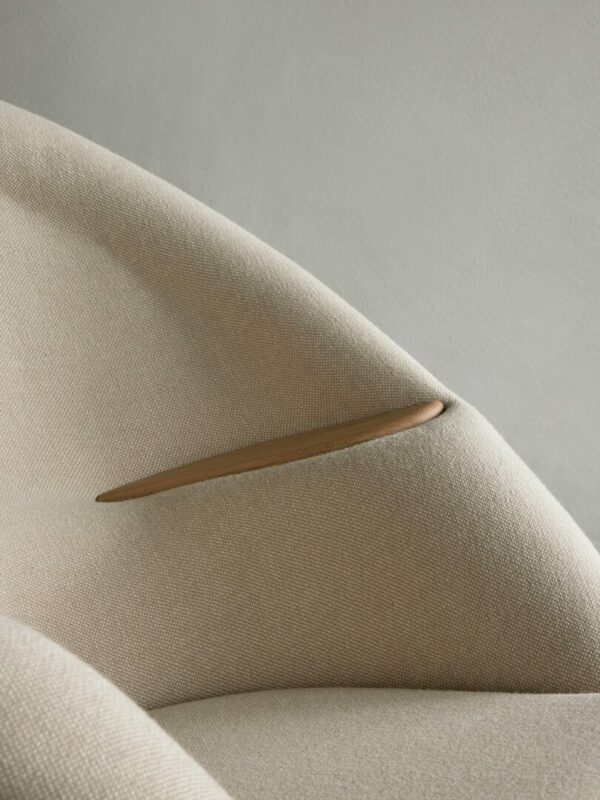 Итальянское кресло Oda Lounge 8