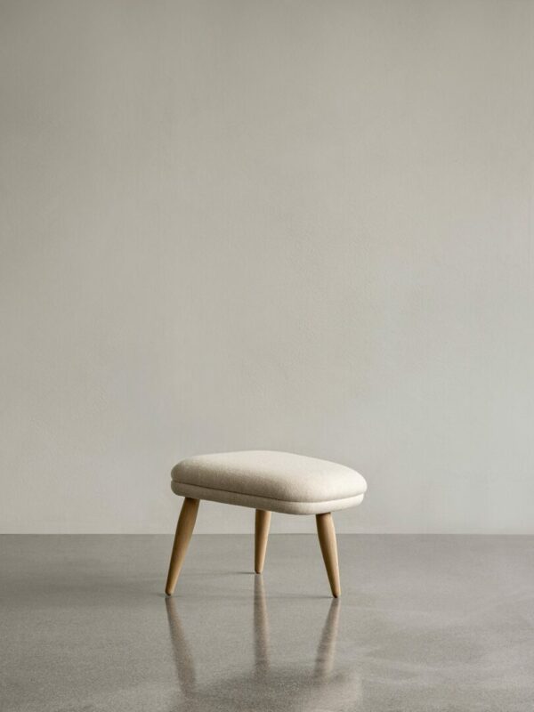 Итальянский пуф Oda Ottoman от Audo