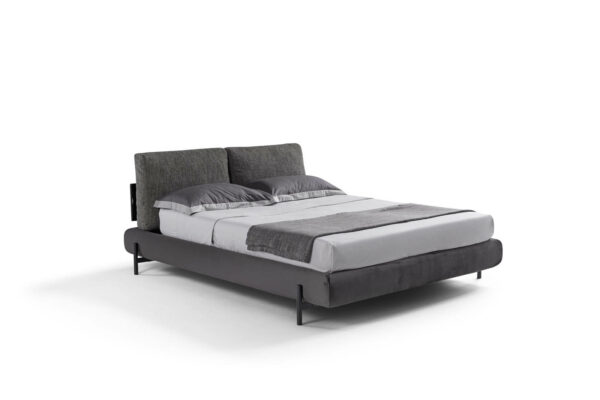 Итальянская кровать Thesis от Novaluna