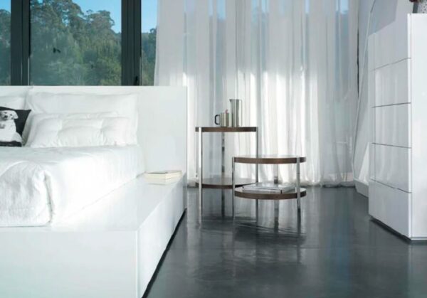 Дизайнерский приставной столик Lily 2