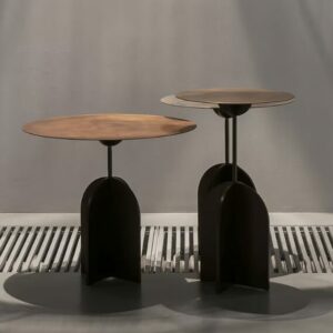 Итальянский столик Nicola от De Castelli