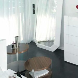 Дизайнерский приставной столик Lily от Evanyrouse (Португалия)