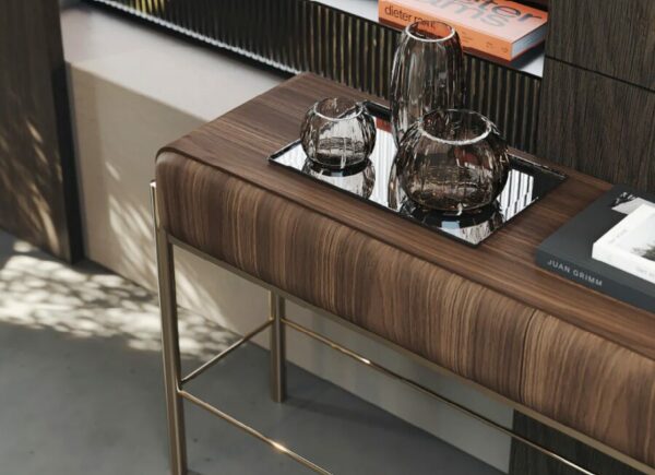 Дизайнерская консоль Kaori 4