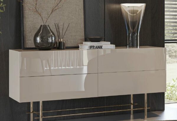 Дизайнерская консоль Ellender 4 от Evanyrouse (Португалия)