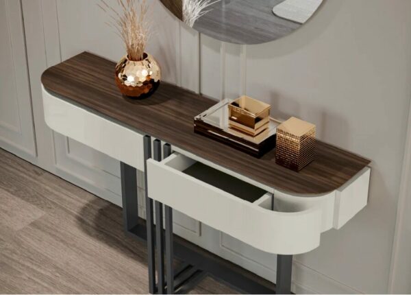 Дизайнерская консоль New Holf от Evanyrouse (Португалия)