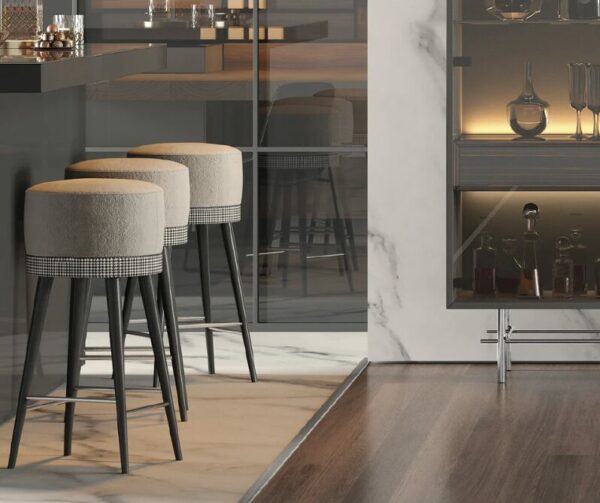 Дизайнерский барный стул Gilv от Evanyrouse (Португалия)