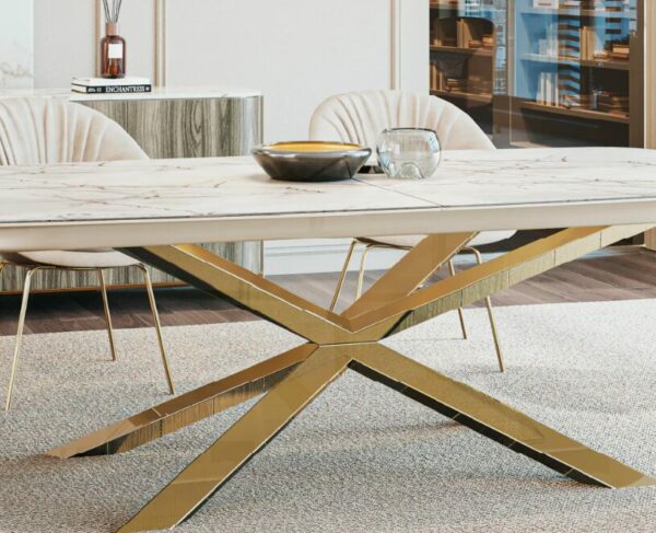 Дизайнерский стол Corsi Extendable от Evanyrouse (Португалия)